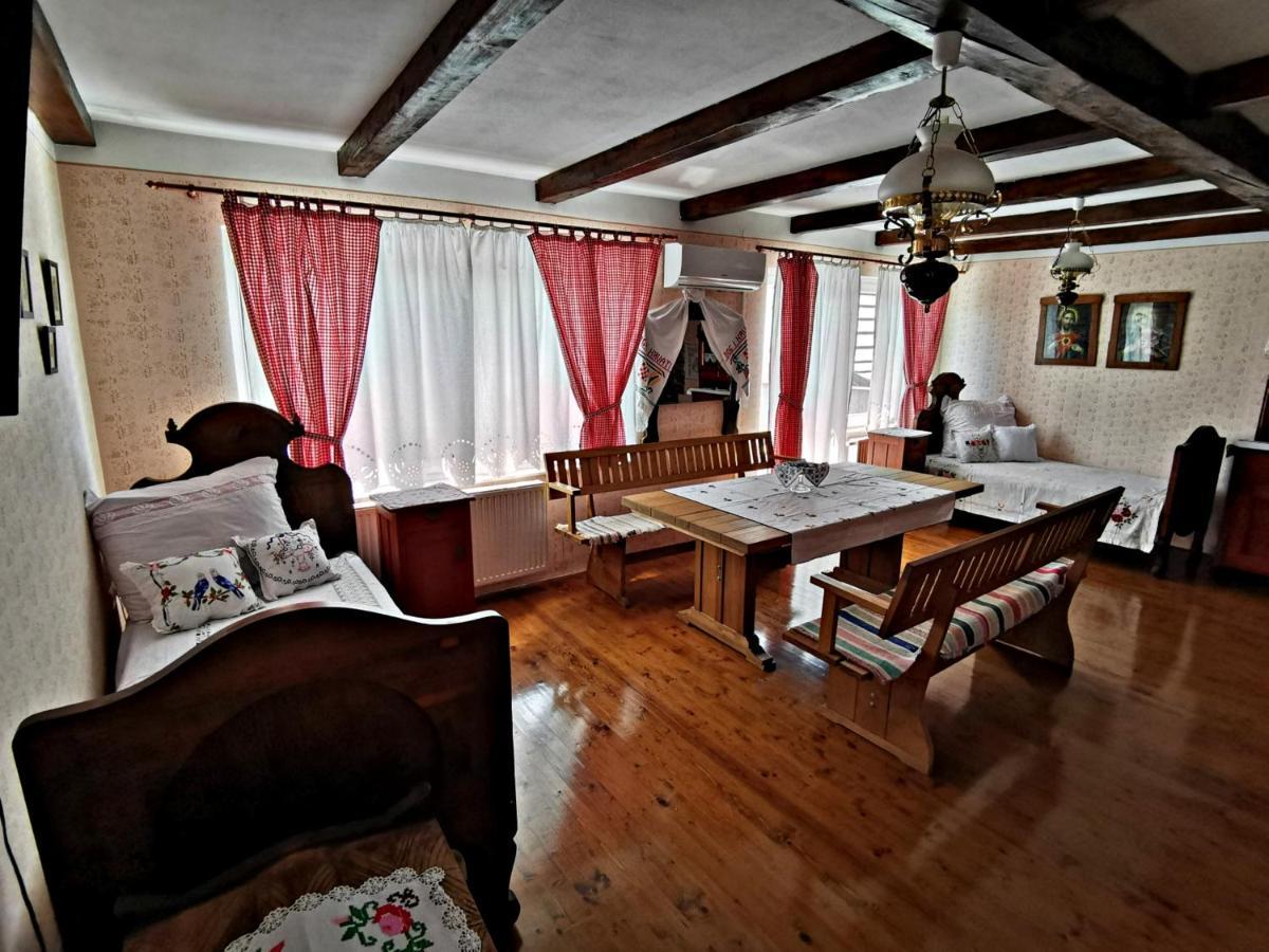 Apartment Slavonska Kuca Pleternica Eksteriør bilde